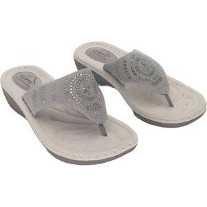 Cliffs by White Mountain Women's Cienna Stone Sandal Size 9W Comfortable